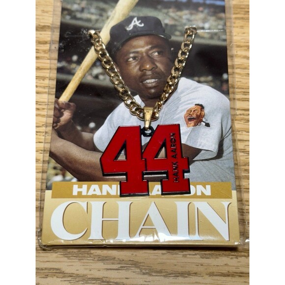 Hank Aaron 44 Chain Atlanta Braves Truist Ballpark Tour Chain Series Necklace - Picture 3 of 4